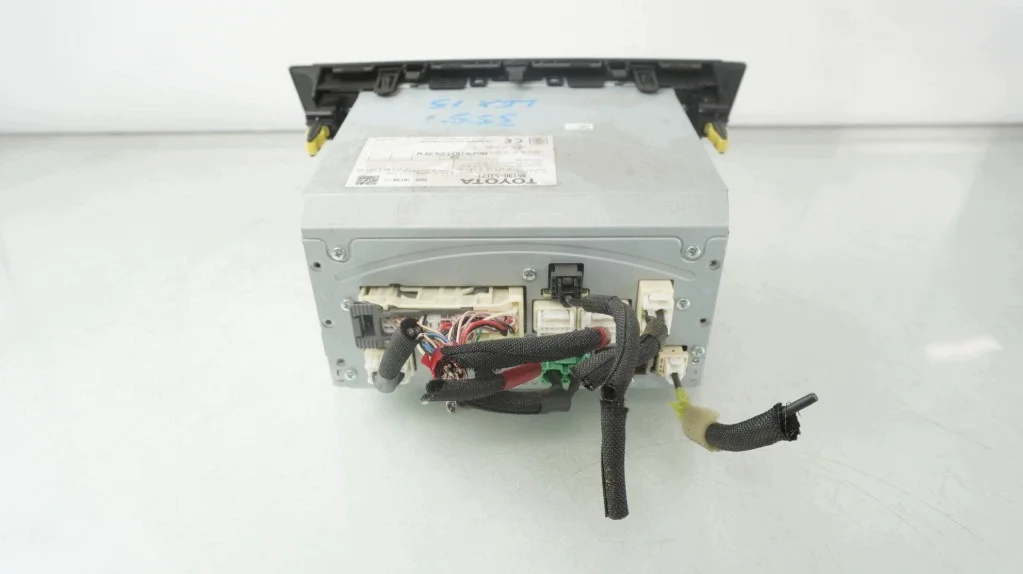 LEXUS IS III 300H RADIO NAVIGATION M-35567-86130-53171 image 4