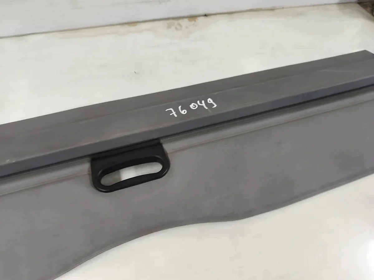 BMW X5 Trunk Roller Blind 2006 Used image 4