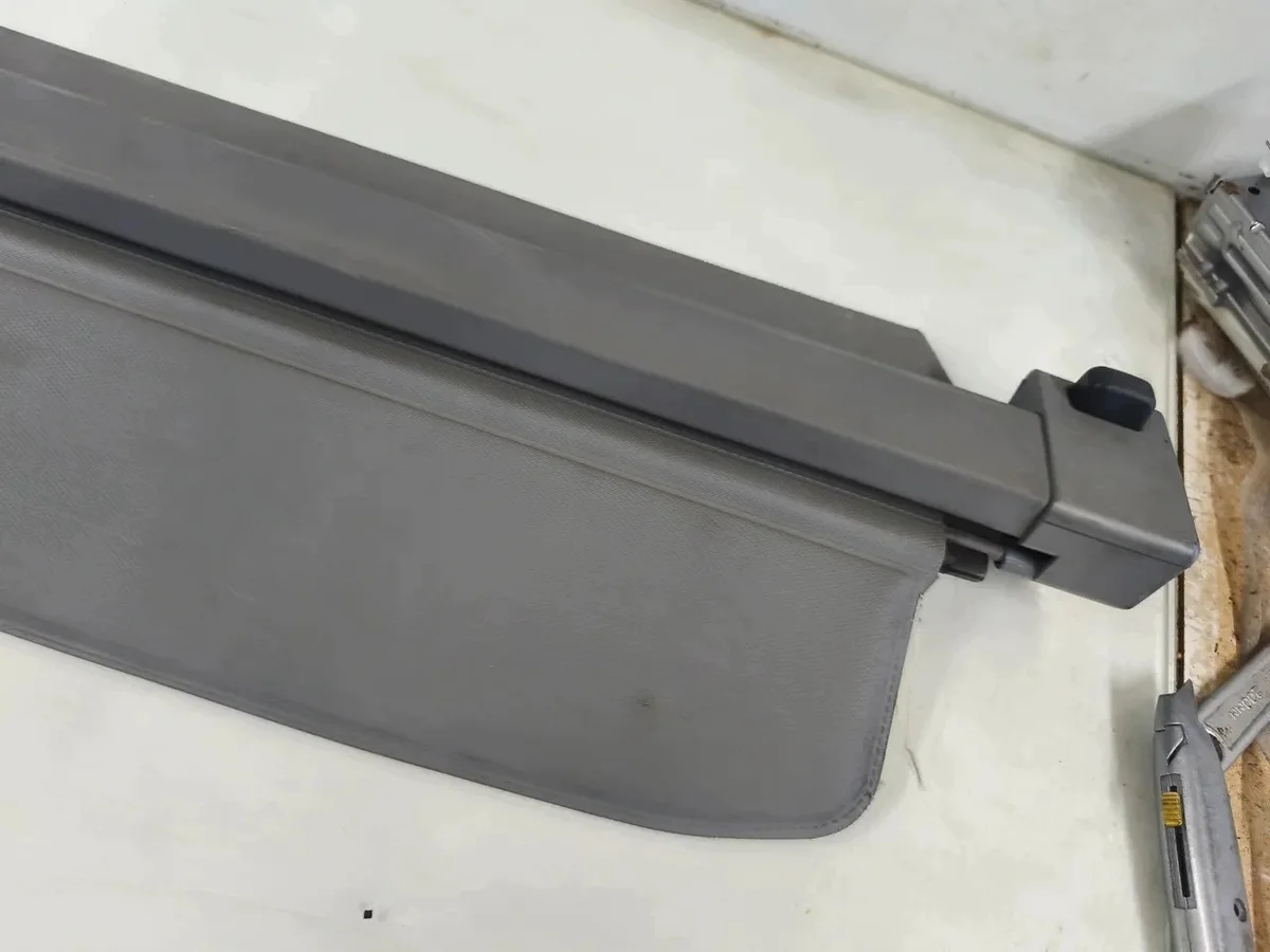 BMW X5 Trunk Roller Blind 2006 Used image 5