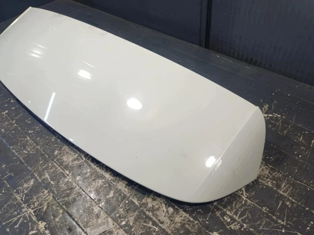 VW Golf 8 Spoiler Heckklappe 5H9827933A image 3