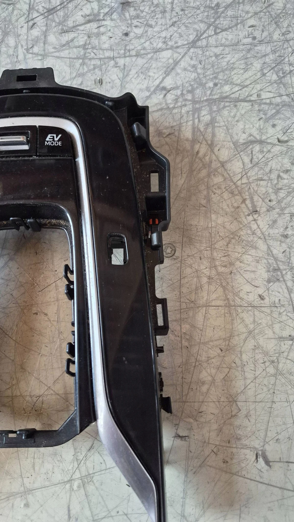 Boîtier levier de vitesse Toyota Corolla E210 E21 image 3
