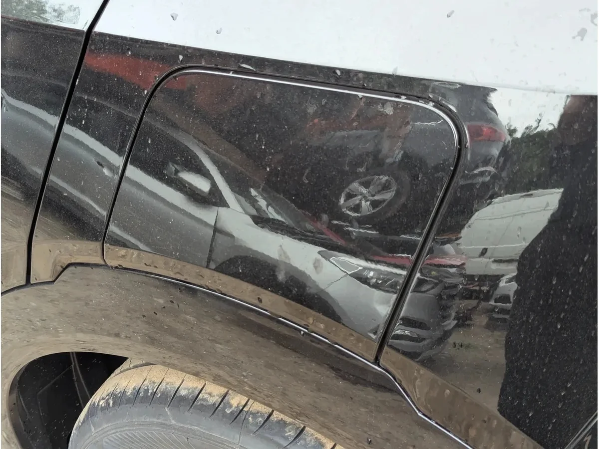 Vauxhall Mokka sportello serbatoio B (P2QO) KTV