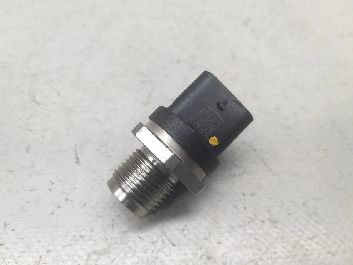 Sensor Presión Combustible Opel 1.5 CDTI