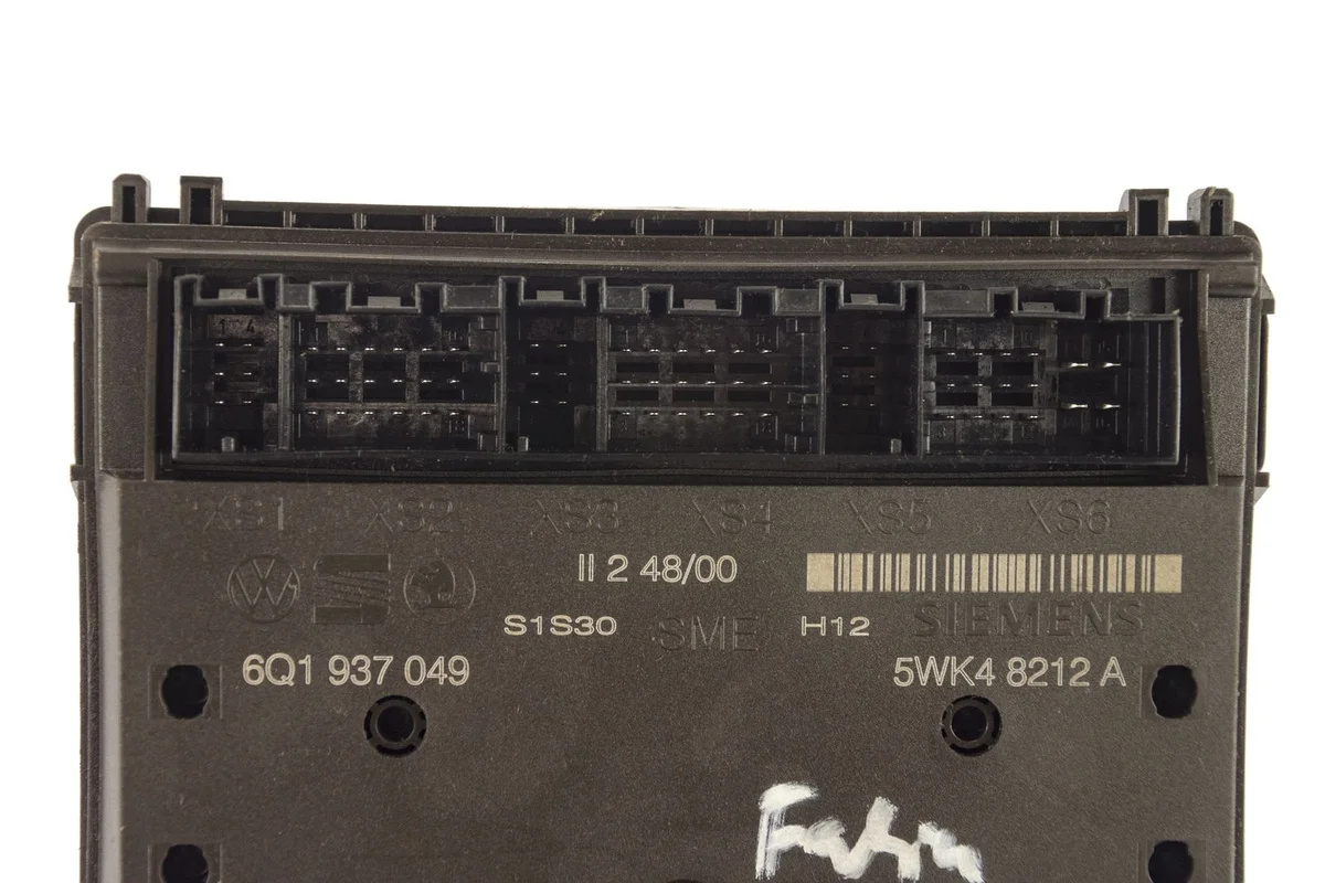 Module confort Skoda Fabia I 6Q1937049 image 3