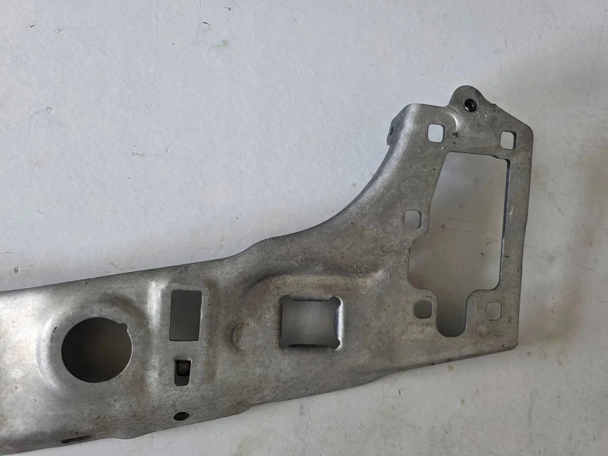 Verstärkung Stoßfänger BMW F48 F39 F45 F46 MINI image 4