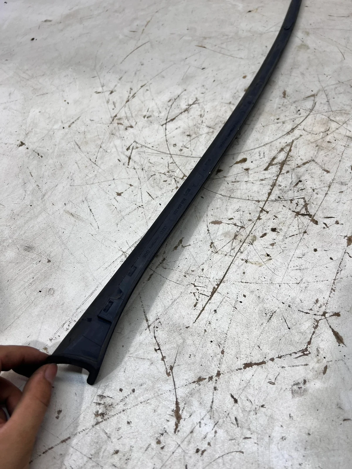 Audi Q3 8U Windshield Trim Right 8U0854328 image 8