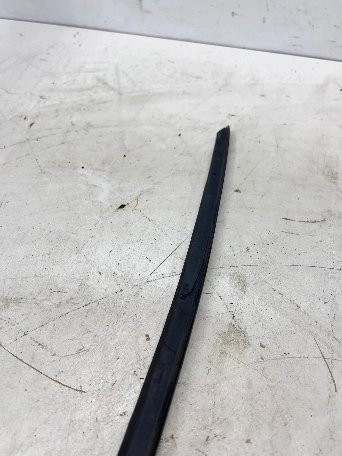 Audi Q3 8U Windshield Trim Right 8U0854328 image 10