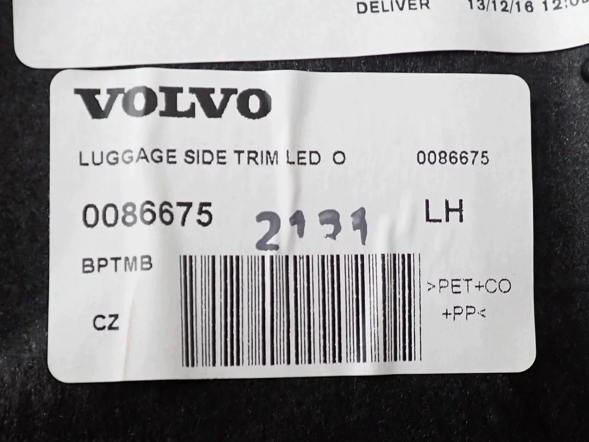 Volvo XC60 17r Lift - Lateral Bagageiro Esquerdo image 5
