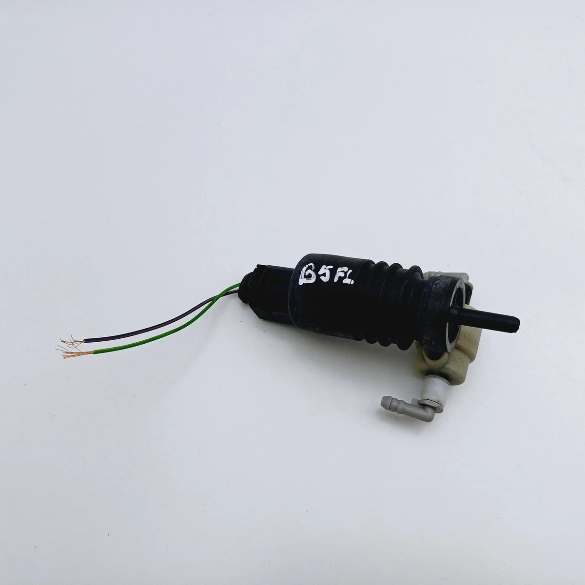 Bomba Limpador Para-brisa Passat B5 LIFT image 4