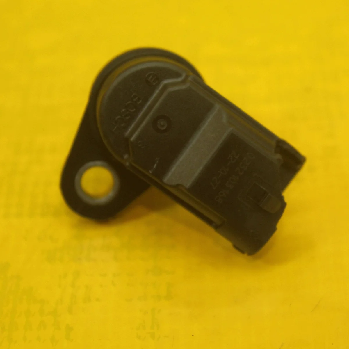 Crankshaft Position Sensor Iveco Daily 6 image 4
