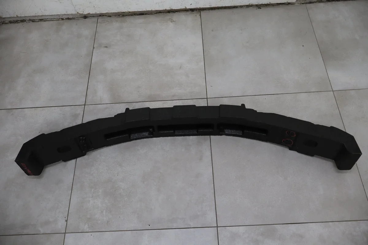 Absorbeur de pare-chocs avant Toyota Corolla E21 image 9