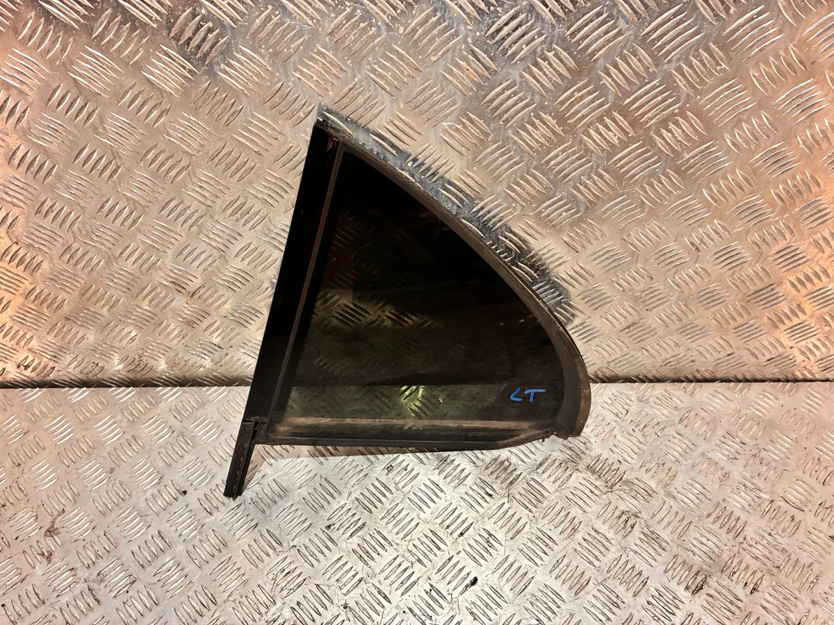 Vidrio Puerta Trasera Izq Mercedes W213 220 D