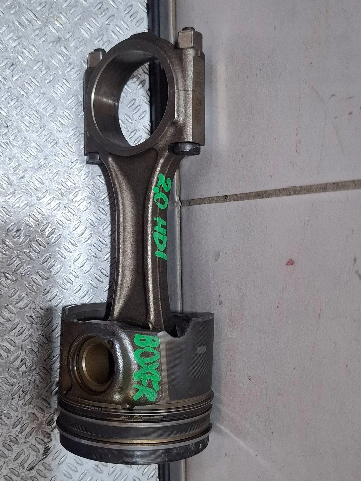 Peugeot 9812818680 Kolben Satz Gebraucht image 6