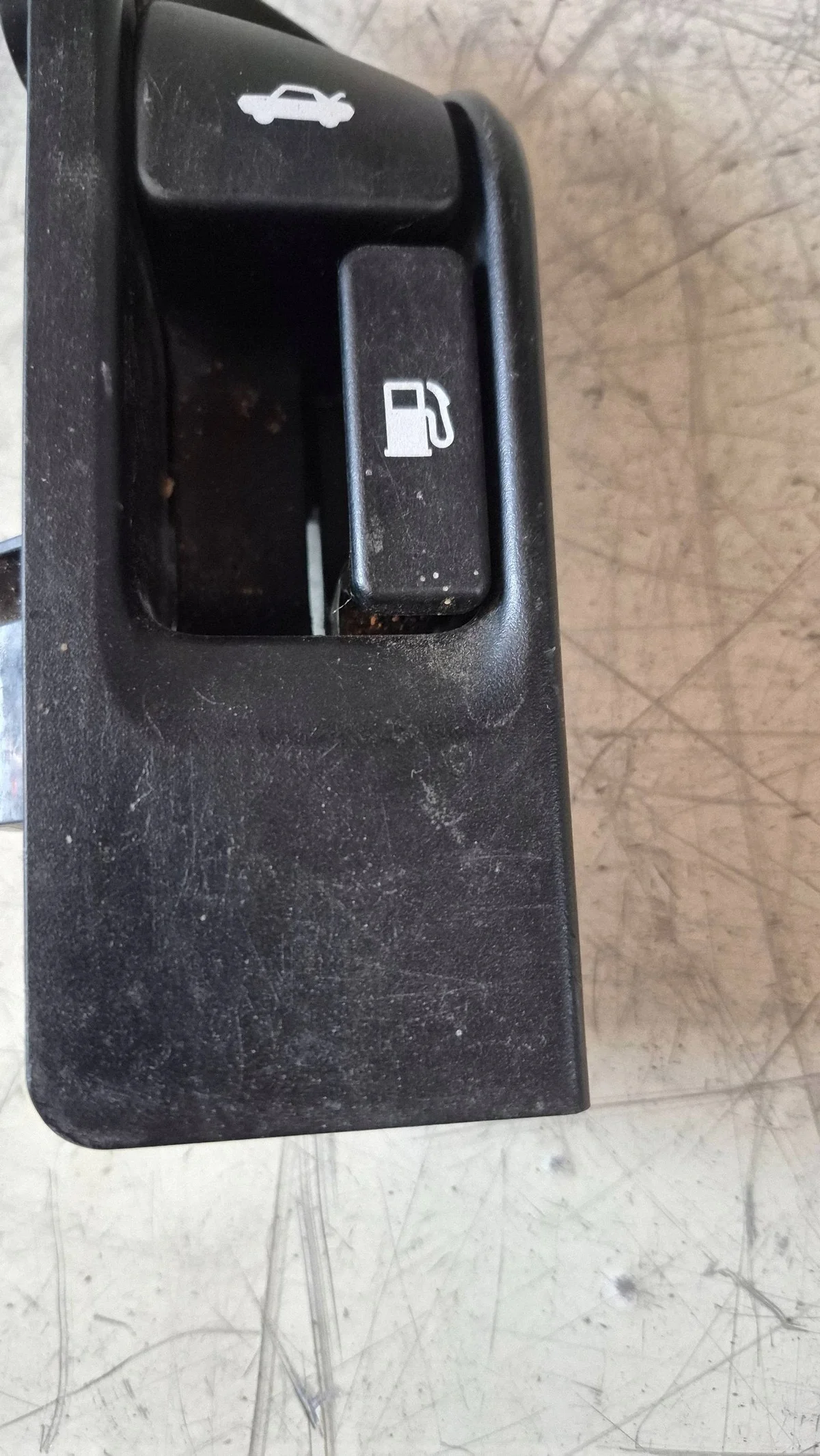 Maniglia Bagagliaio Toyota Corolla E210 XRA8479