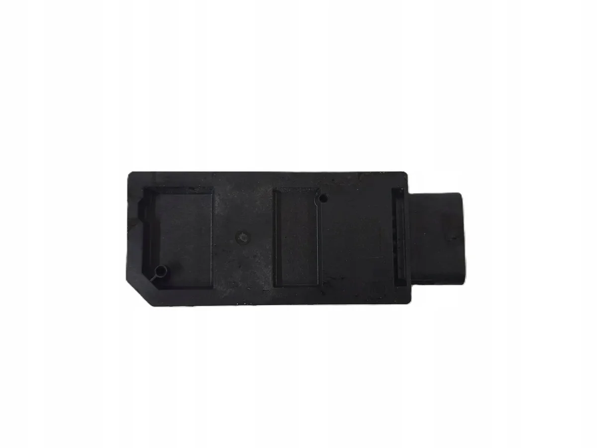 Antenna Interna Cupra Terramar 5WA962133G Usata image 4