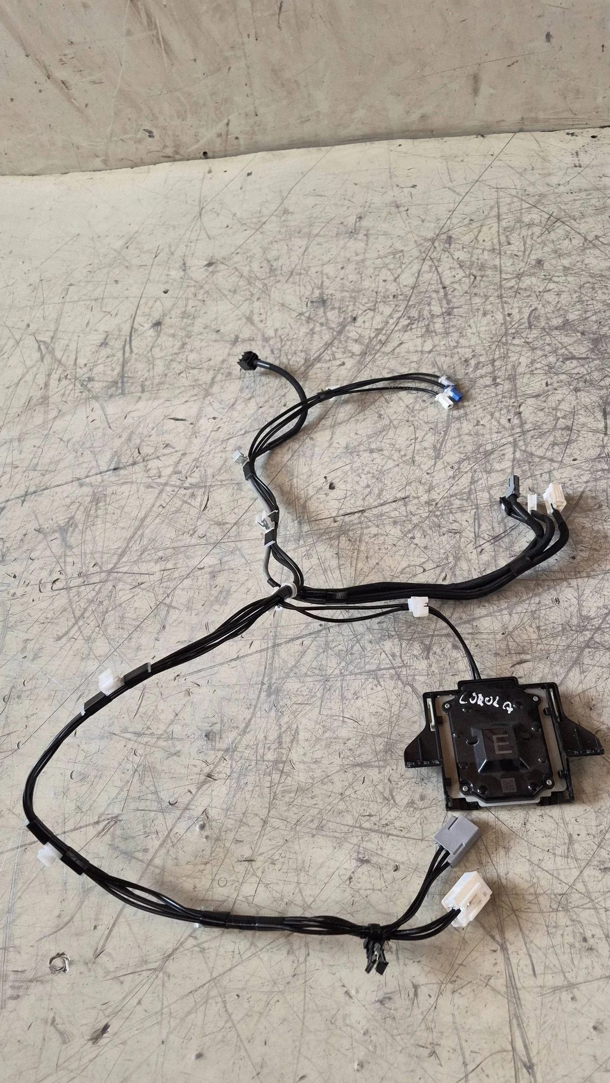 GPS Antenne Toyota Corolla E210 E21 8610102R20