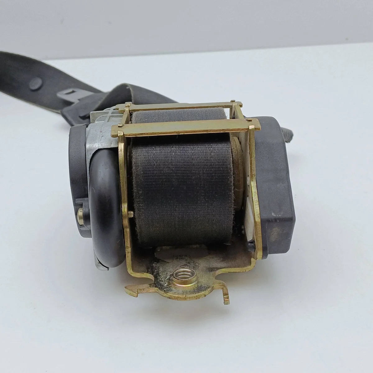 Gurtstraffer vorne links Peugeot 607 Limo image 6