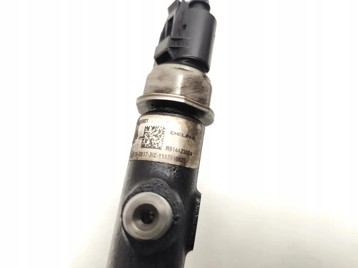 Vauxhall Antara 2.2 CDTi Injector Rail image 7