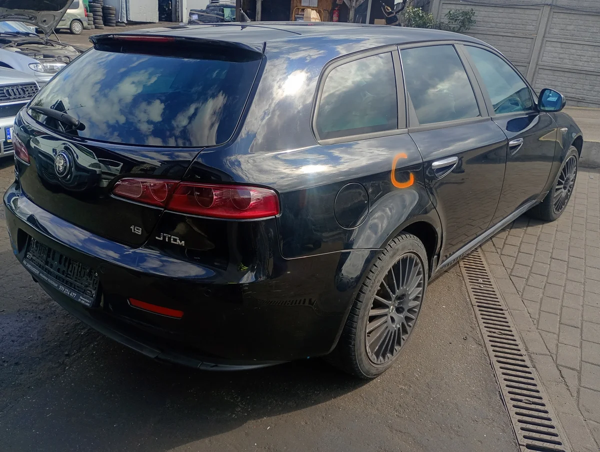Hayon Alfa Romeo 159 SW 802/B MM-1109-2 image 8