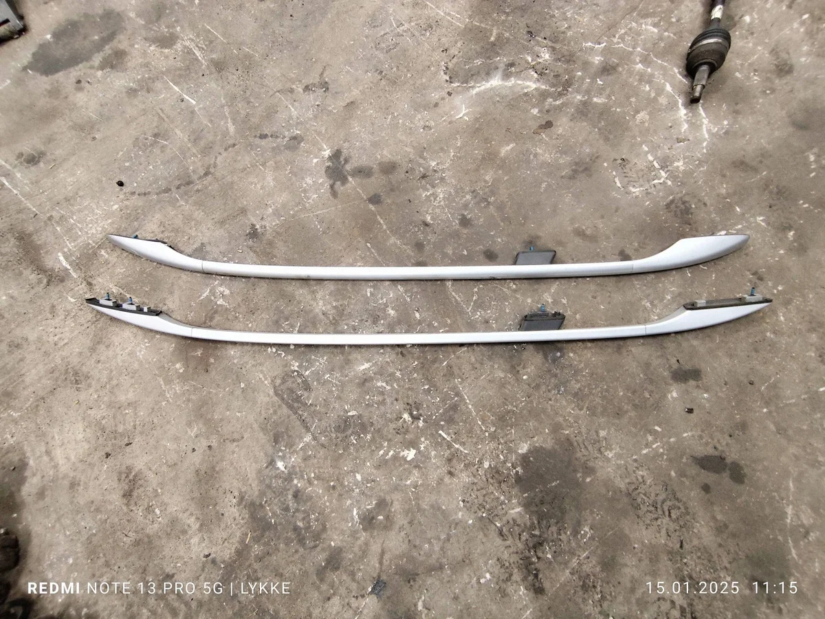 Barres de toit Nissan Qashqai 73821JD00A