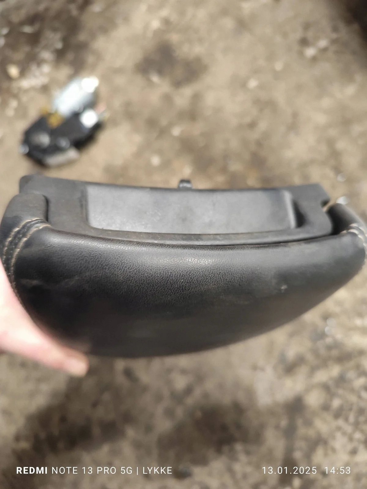 Accoudoir console Nissan Qashqai 8692050A10 image 4
