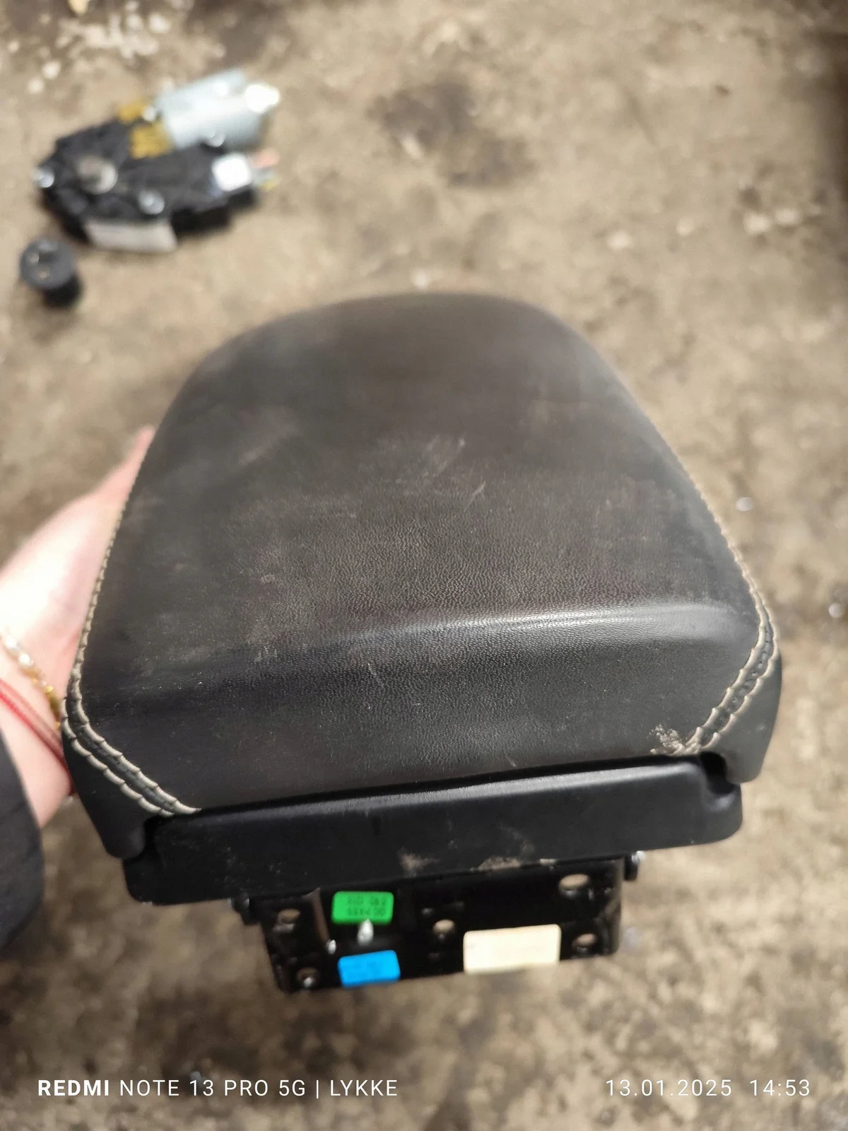Accoudoir console Nissan Qashqai 8692050A10 image 6