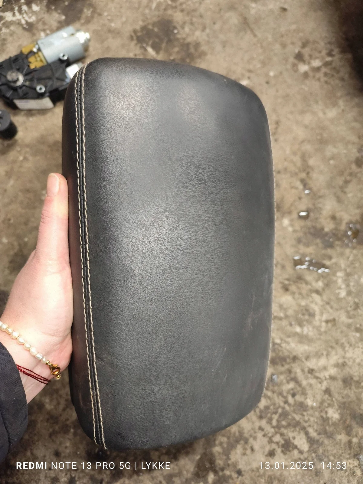 Accoudoir console Nissan Qashqai 8692050A10 image 9
