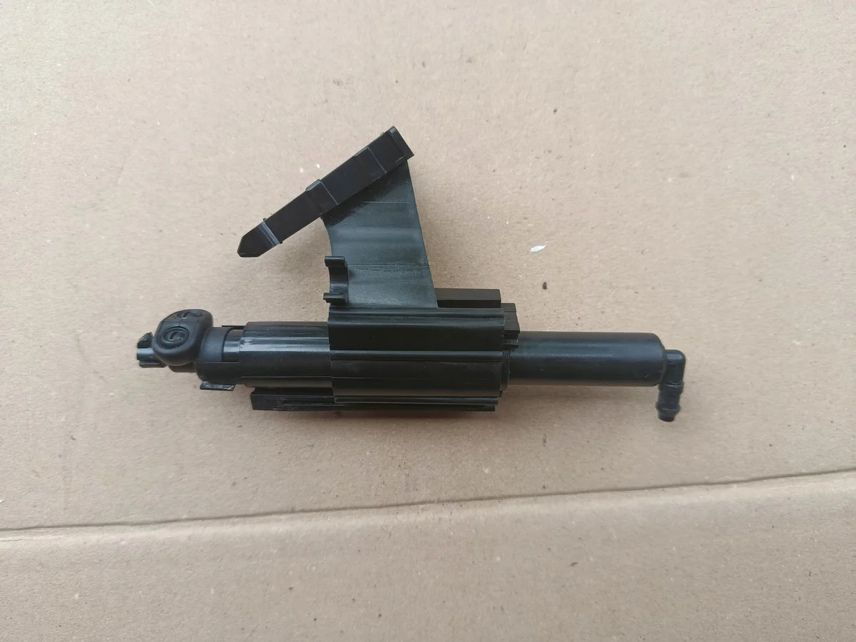 Spuitkop koplamp rechts Ford Focus MK3