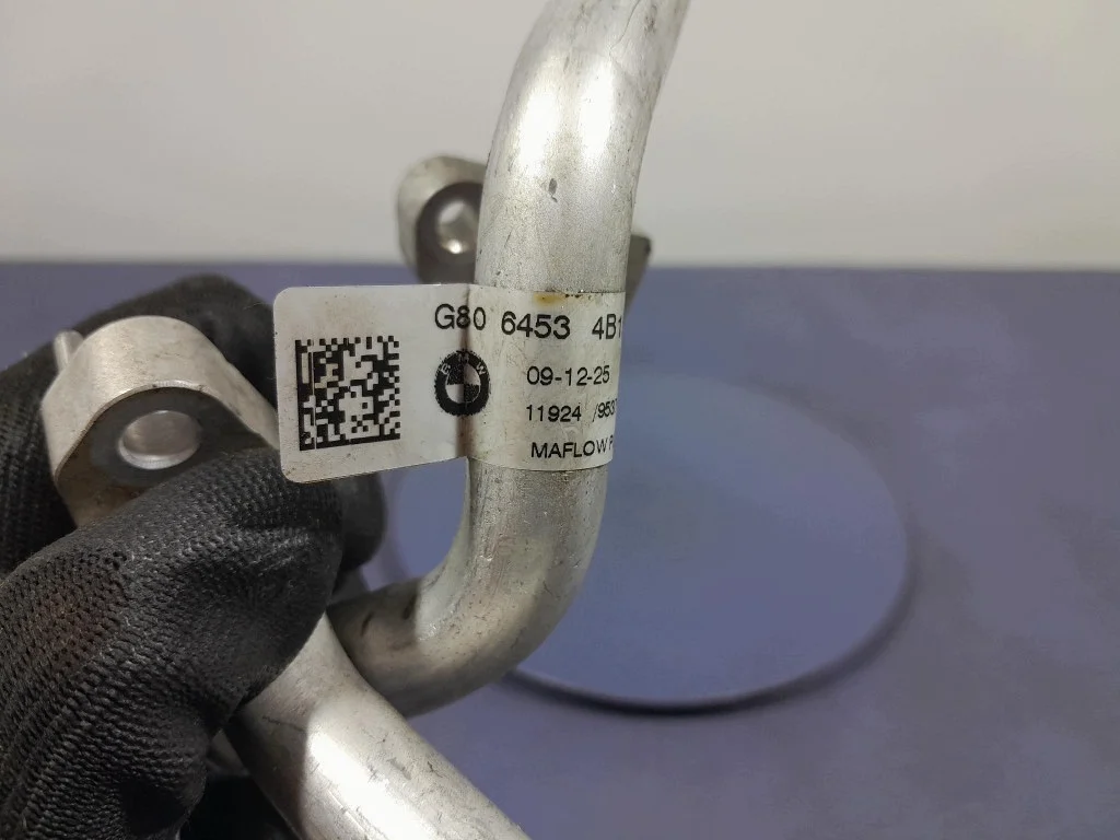 BMW M4 G82 G22 LCI Klimaanlagenleitung image 3