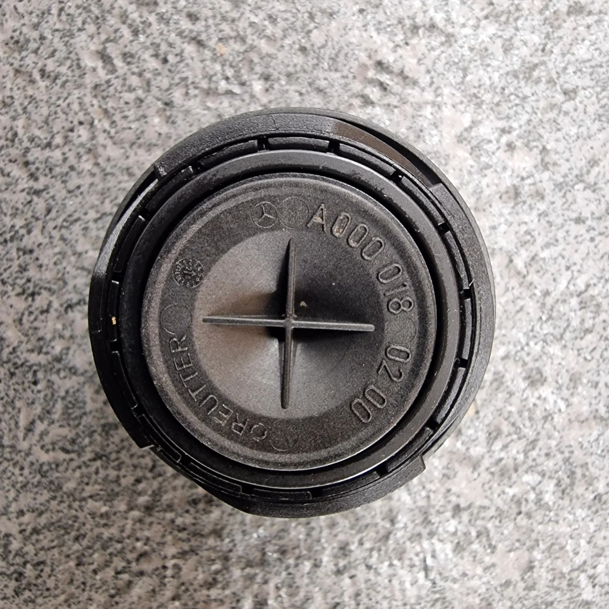 Ventildeckel Mercedes 2.0 CDI OM654 A6540107612 image 7
