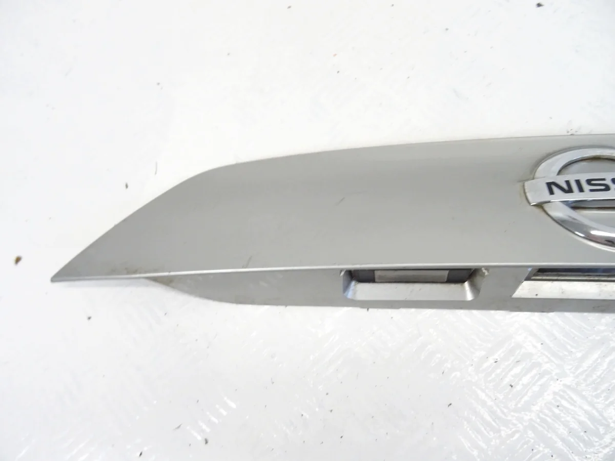 Blende Heckklappe Nissan Qashqai J11 gebraucht image 3