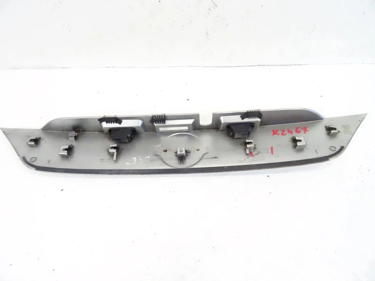 Blende Heckklappe Nissan Qashqai J11 gebraucht image 5