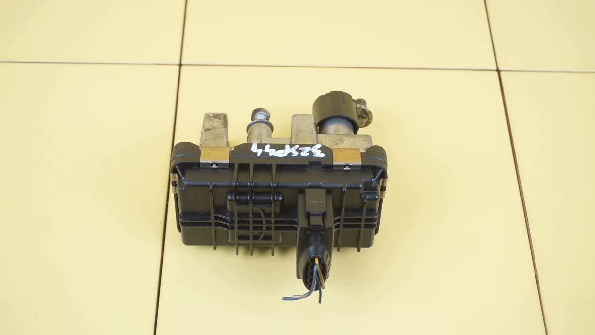 Nastawnik turbiny Land Rover 32SP44 4 49335-19600 image 3