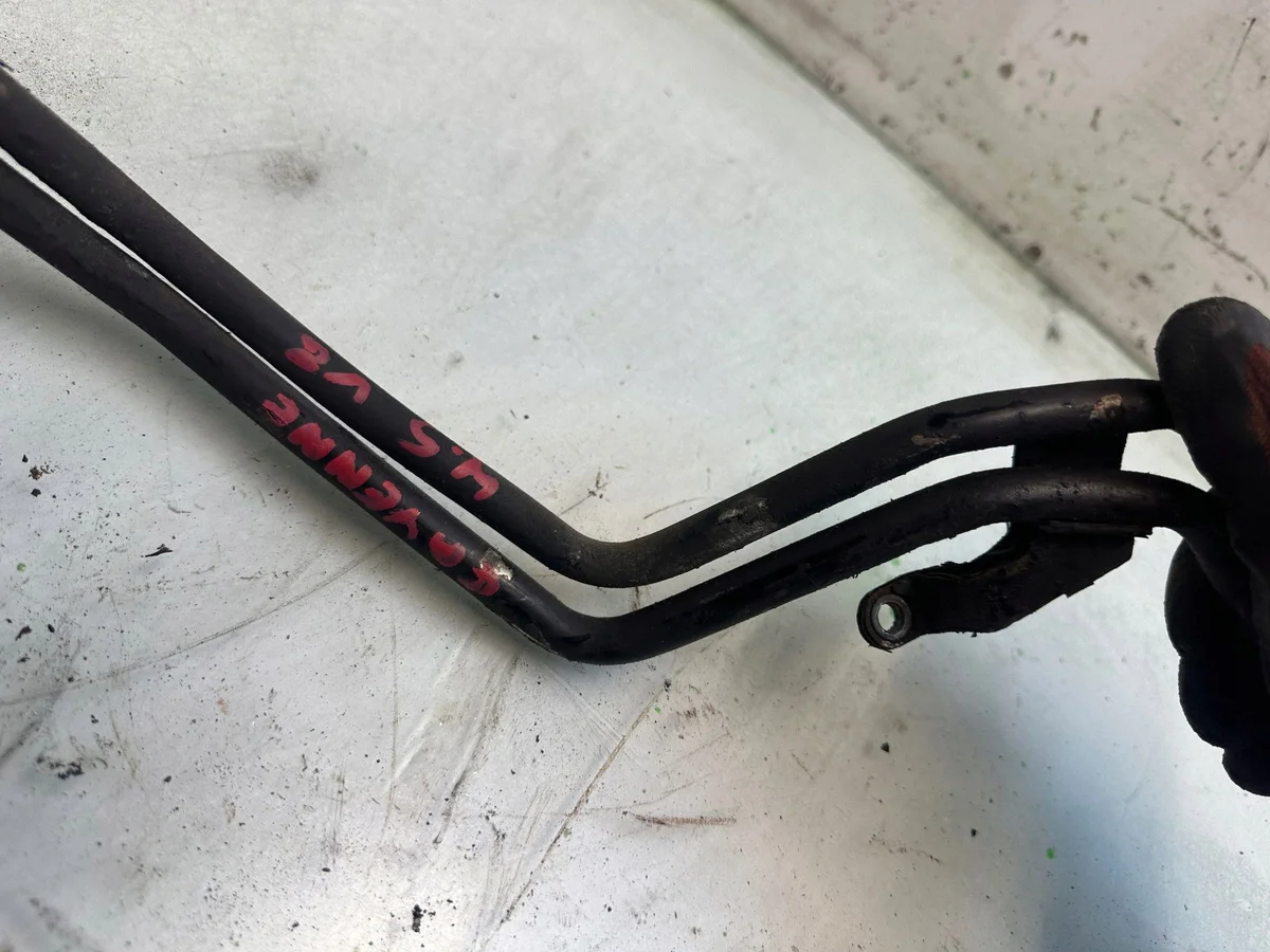 Porsche Cayenne 4.5 V8 Durite direction assistée image 3