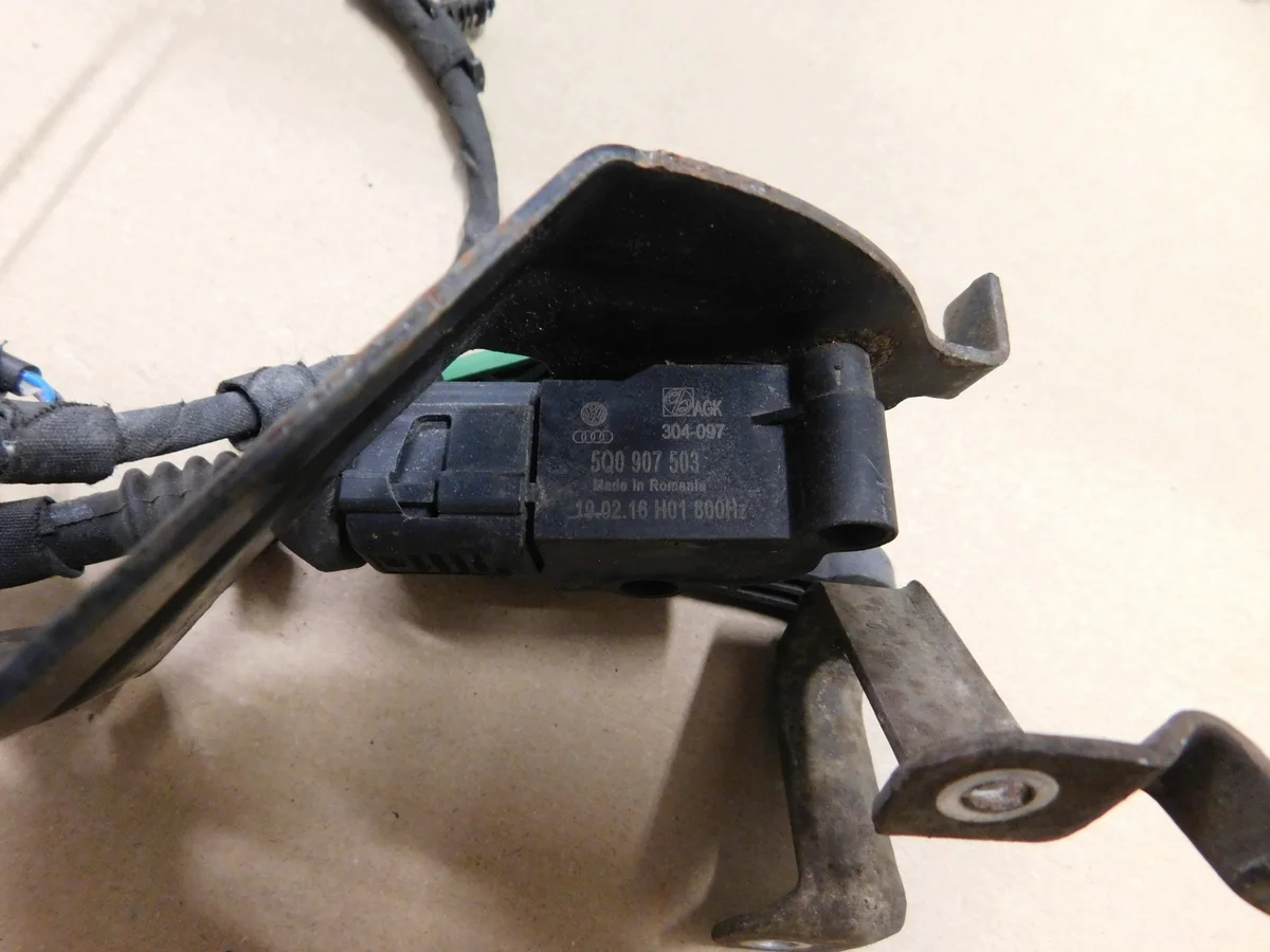 VW Passat B8 Xenon Sensor 5Q0907503 image 3