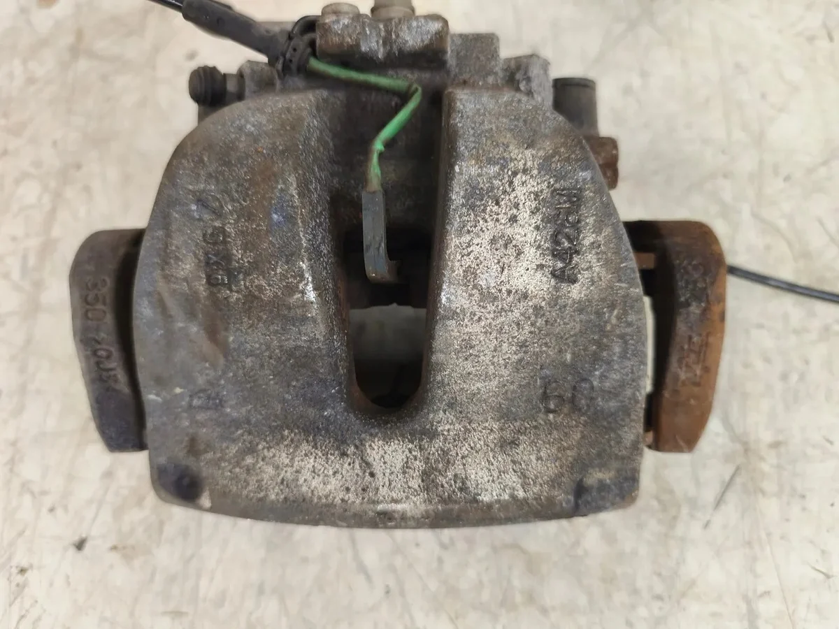 Jaguar I-Pace Front Brake Caliper L8A22B302AA image 4