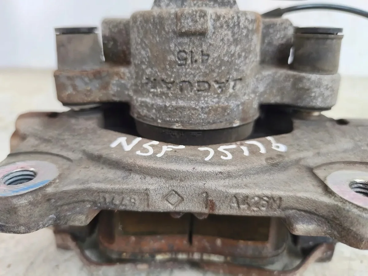 Jaguar I-Pace Front Brake Caliper L8A22B302AA image 6