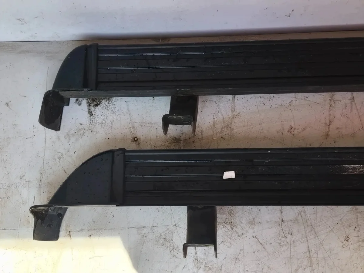 Nissan Navara Kit Cinghie Usato 2021 image 4