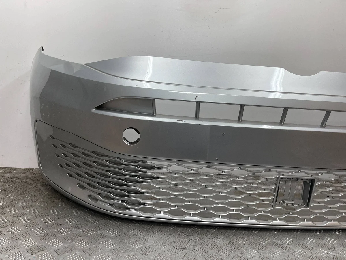 Stötfångare fram VW Caddy 2K7 20- image 3
