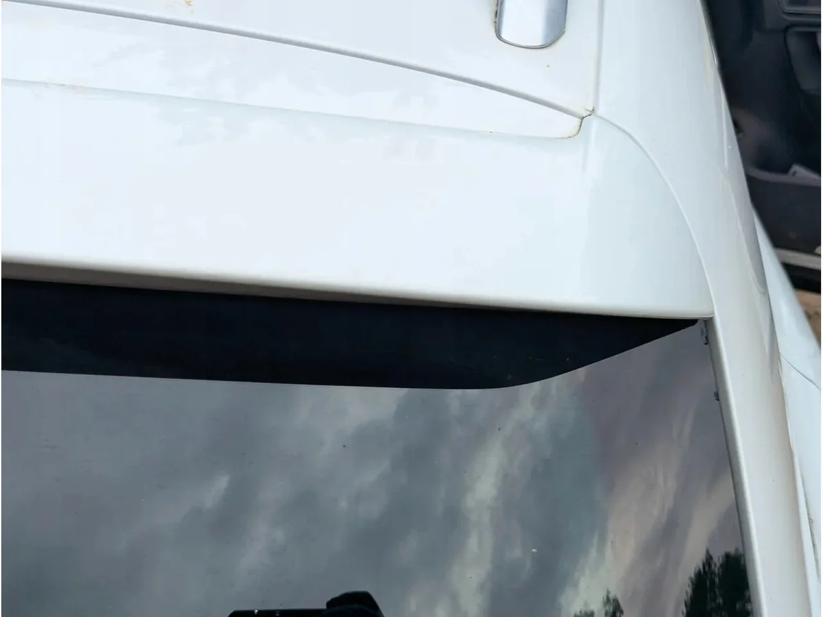 VW Touareg Spoiler Achterklep 7P LC9A Gebruikt image 6