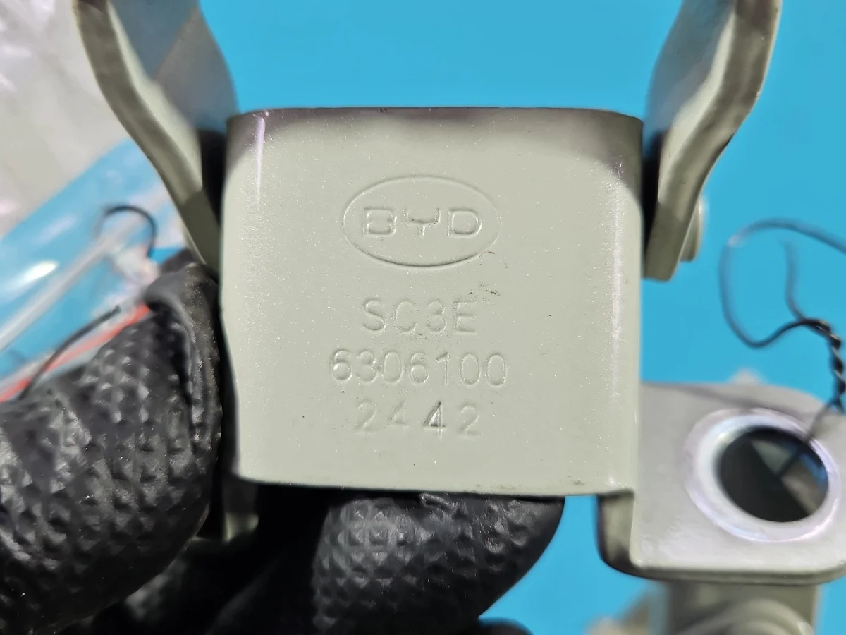 Used BYD ATTO 2 Rear Tailgate Hinge image 4