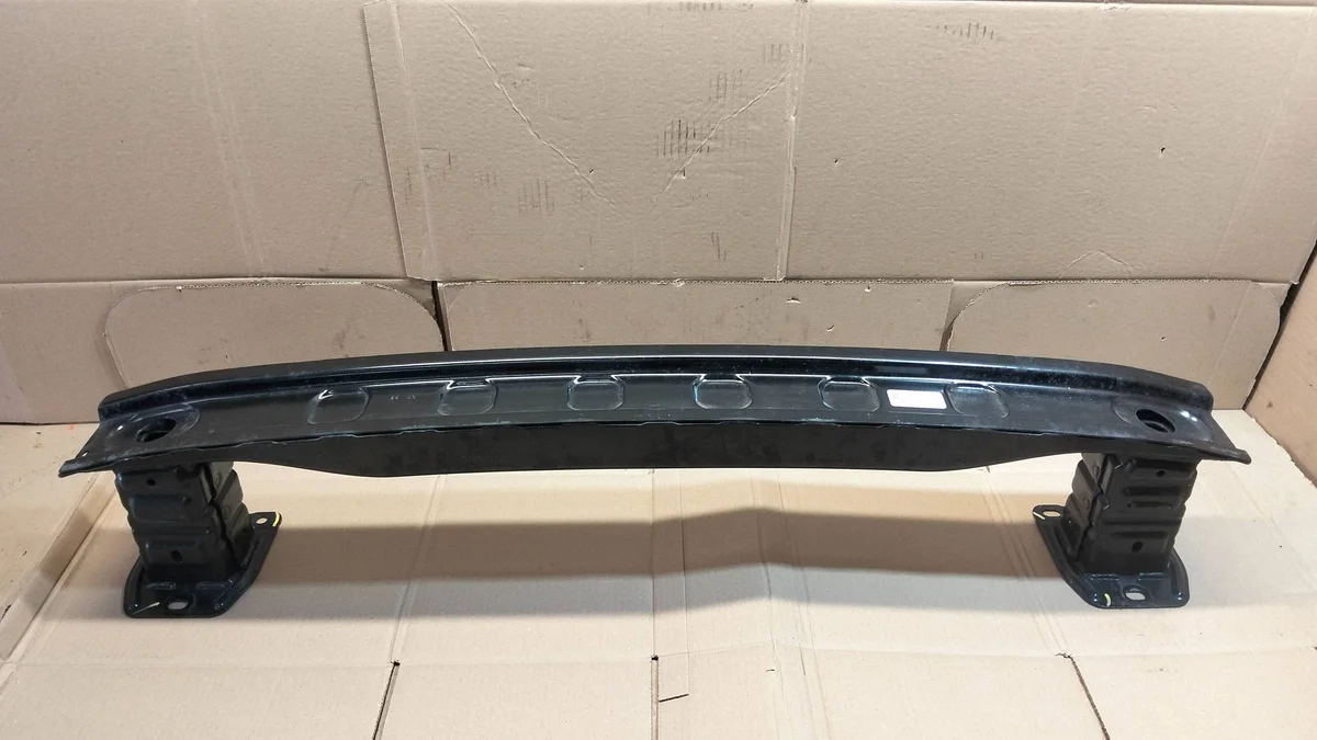 Traverse de pare-chocs arrière Mercedes B W247