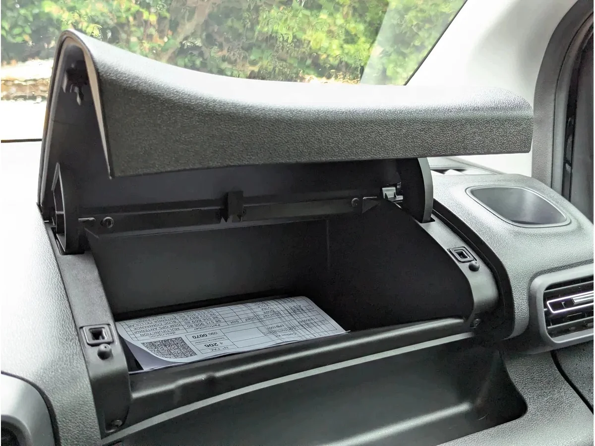 Compartimento Salpicadero Citroen Berlingo 98556710ZD image 3