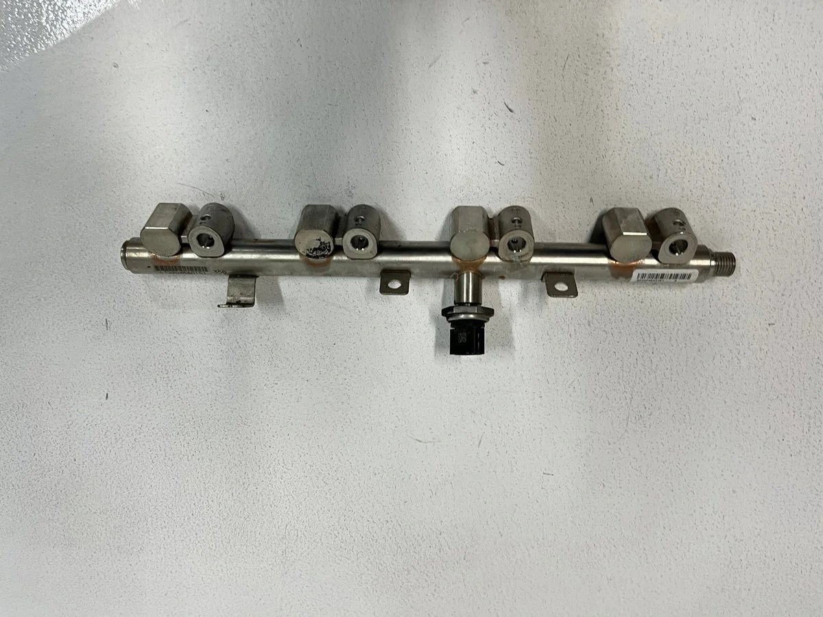 Kia Sportage V 1.6 Injector Rail 35300-2M400 image 4