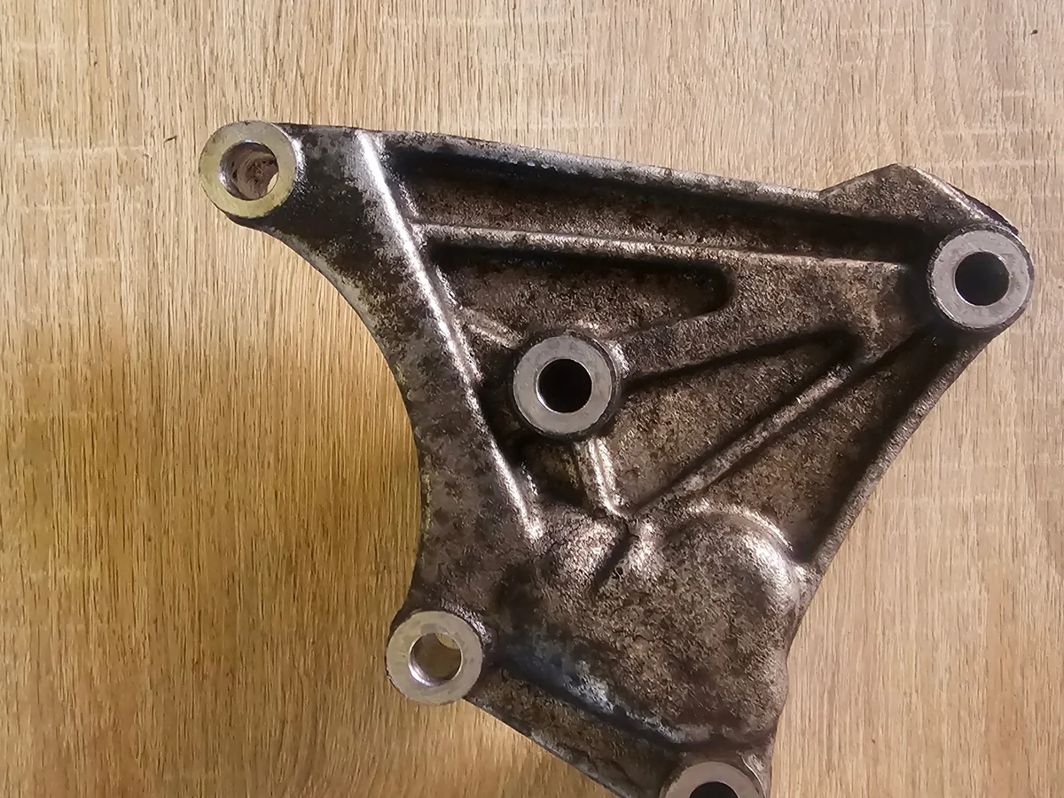 Engine Mount Bracket 3.0 V6 30026280 MS14