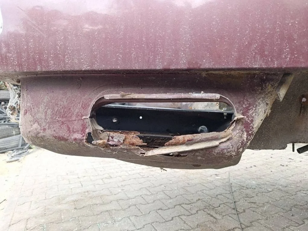Mercedes W126 500 SEL Kotflügel rechts hinten image 3