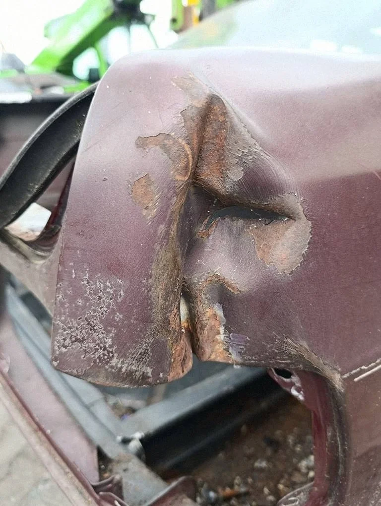 Mercedes W126 500 SEL Kotflügel rechts hinten image 5