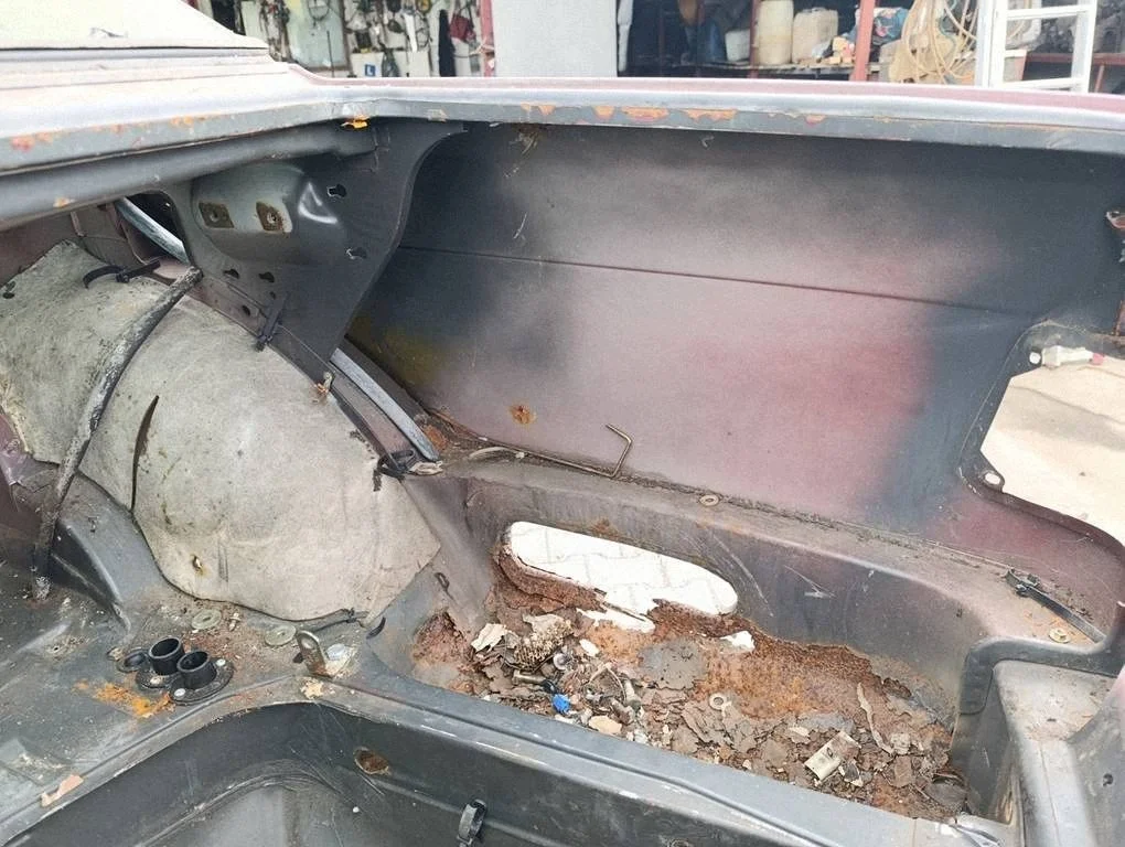 Mercedes W126 500 SEL Kotflügel rechts hinten image 7
