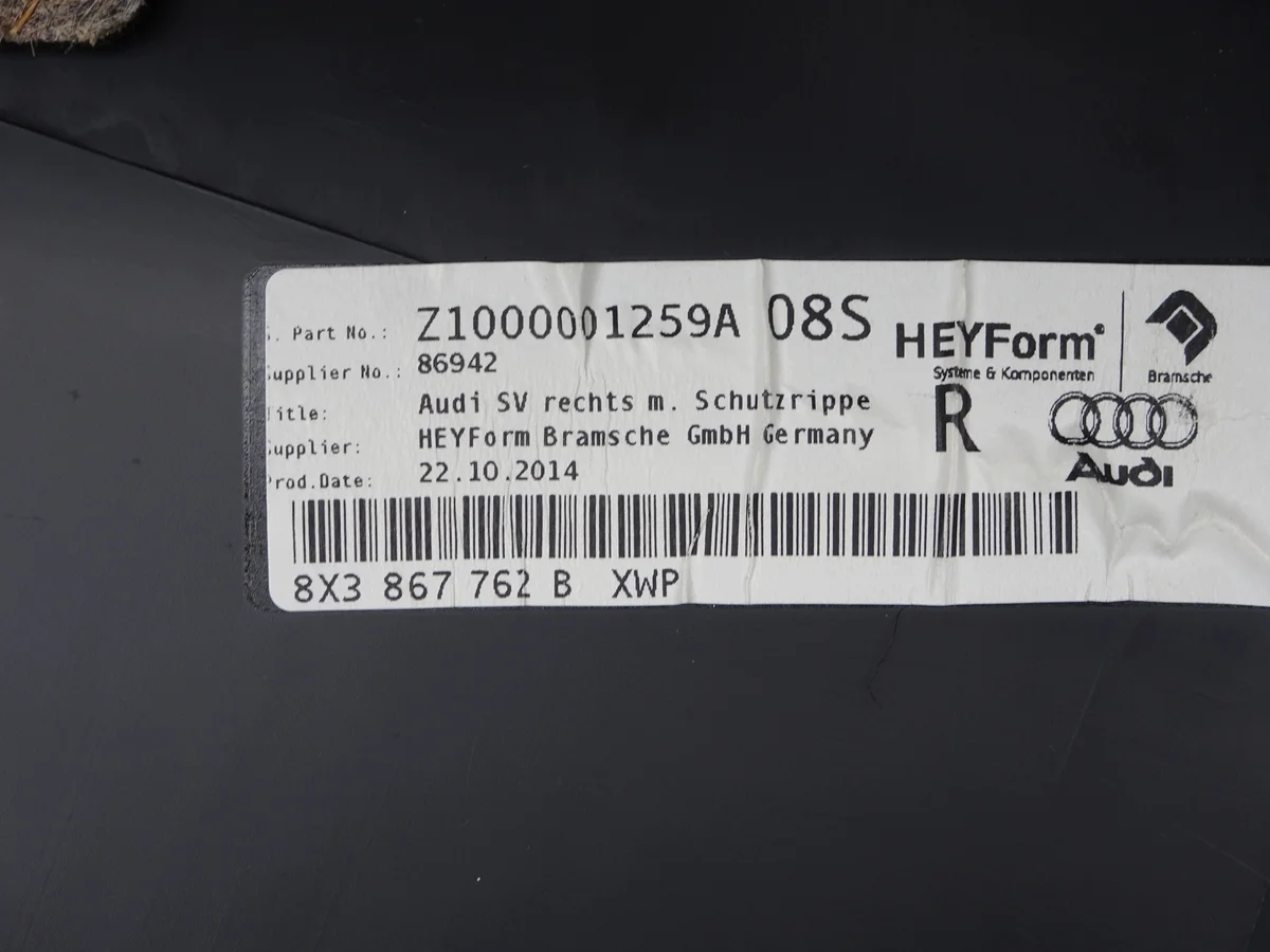Audi A1 8X Right Rear Trunk Side Panel image 4