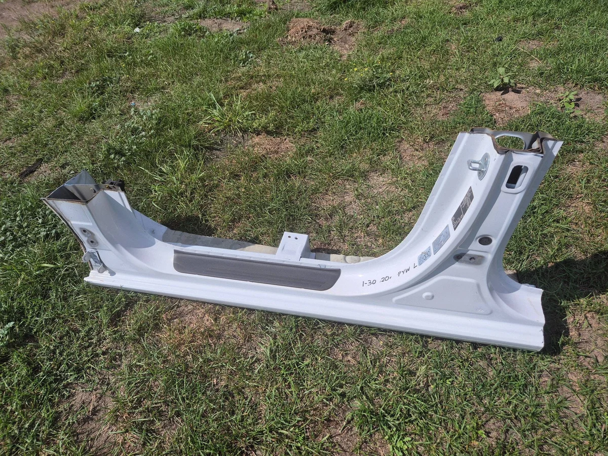 Hyundai i30 III 17- Soglia Sinistra ODO12399